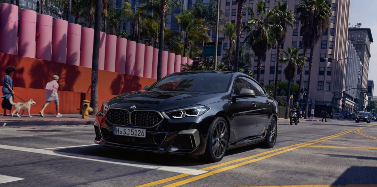Üst Düzey Teknolojisiyle 2021 Model BMW 2 Özellikleri ve Fiyatı